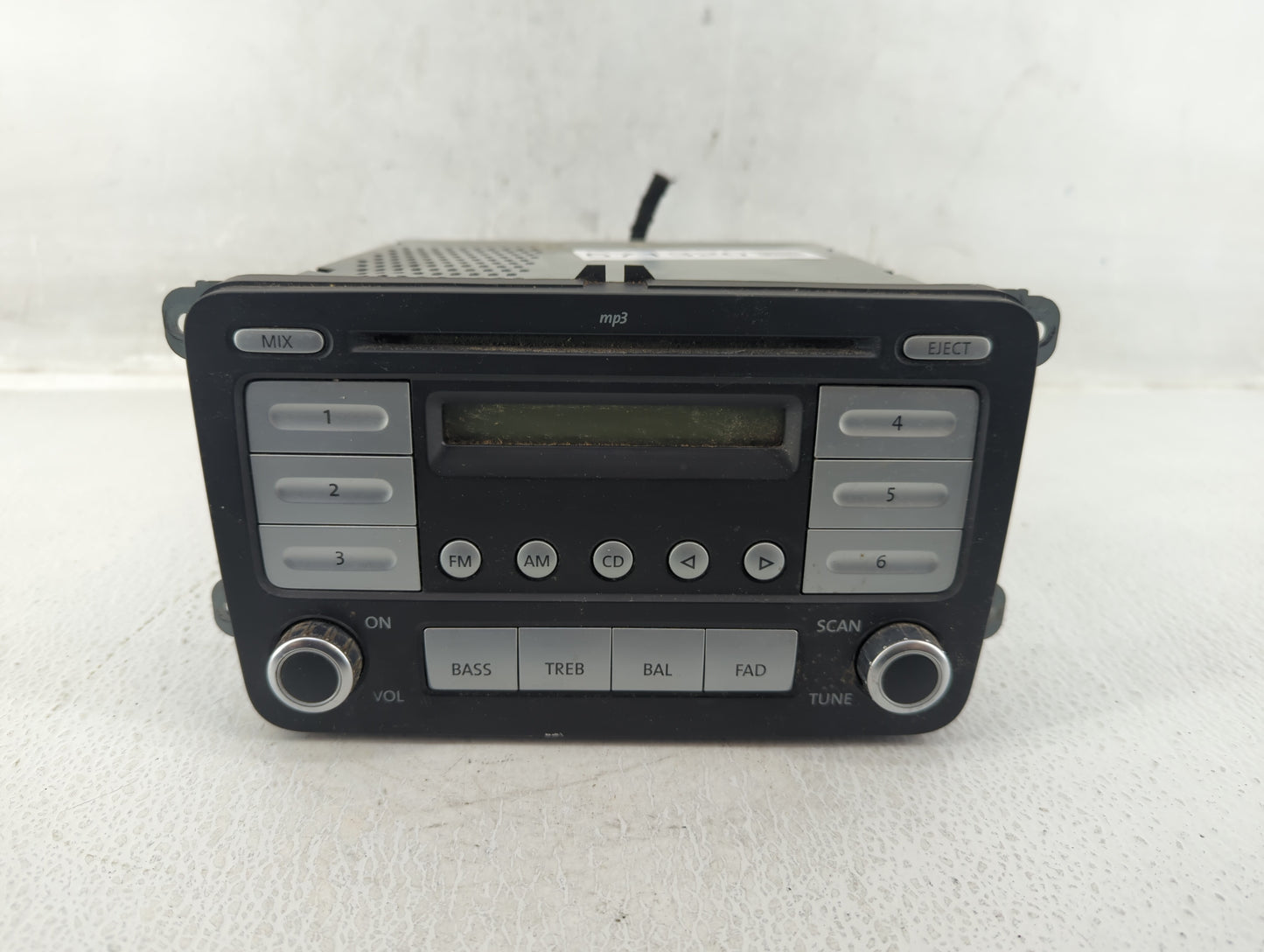 2006-2010 Volkswagen Passat Radio AM FM Cd Player Receiver Replacement P/N:1K0 035 161 C 28088967 Fits OEM Used Auto Parts -