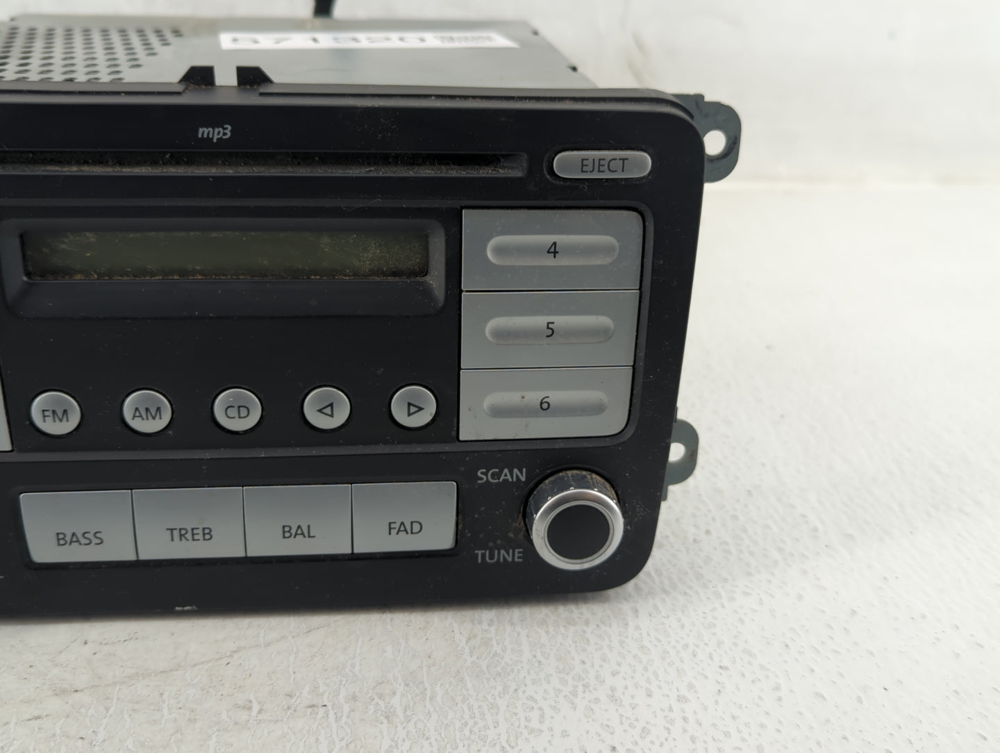 2006-2010 Volkswagen Passat Radio AM FM Cd Player Receiver Replacement P/N:1K0 035 161 C 28088967 Fits OEM Used Auto Parts -