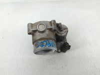2006-2010 Volkswagen Passat Throttle Body P/N:06F 133 062 G Fits OEM Used Auto Parts - Oemusedautoparts1.com
