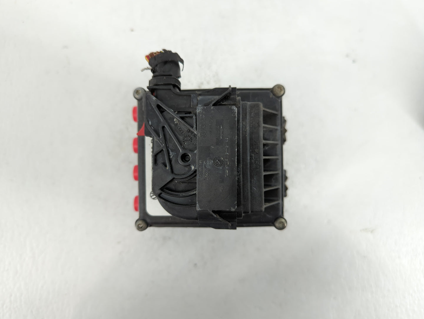 2008 Volkswagen Passat ABS Pump Control Module Replacement P/N:16431602 3C0.614.109.D, 3C0614109D, 3C0 614 109 D Fits OEM Us