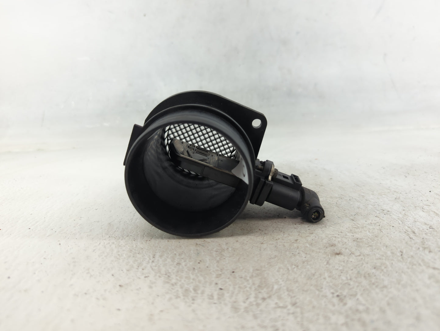 2006-2008 Volkswagen Passat Mass Air Flow Meter Maf - Oemusedautoparts1.com