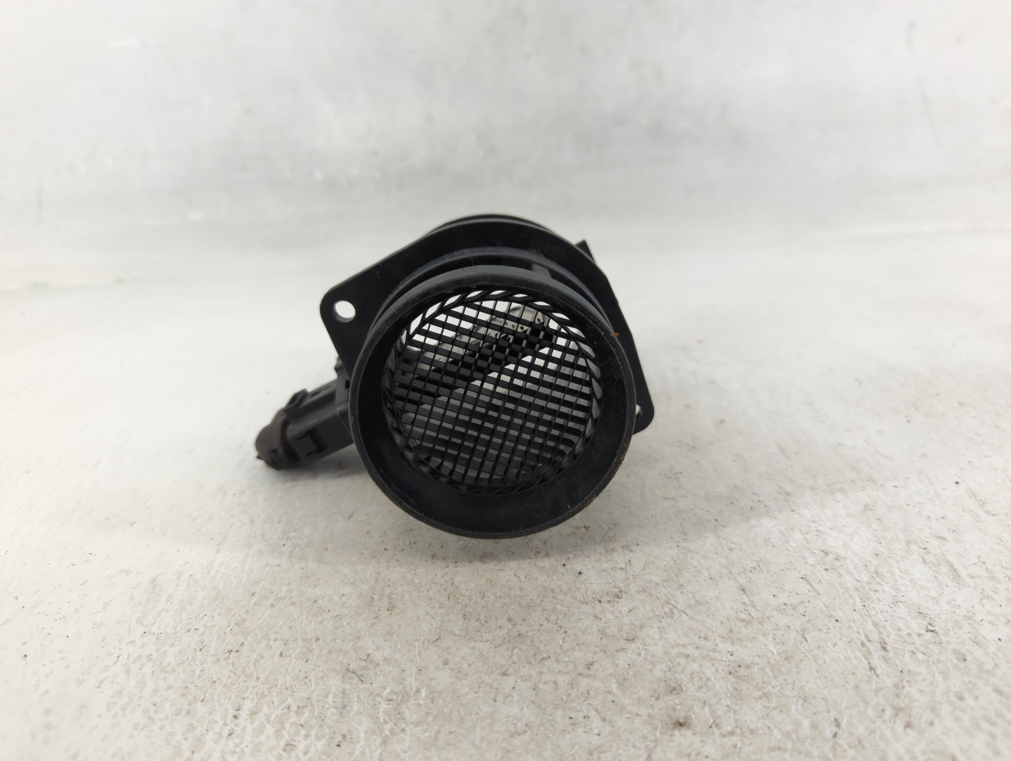 2006-2008 Volkswagen Passat Mass Air Flow Meter Maf - Oemusedautoparts1.com