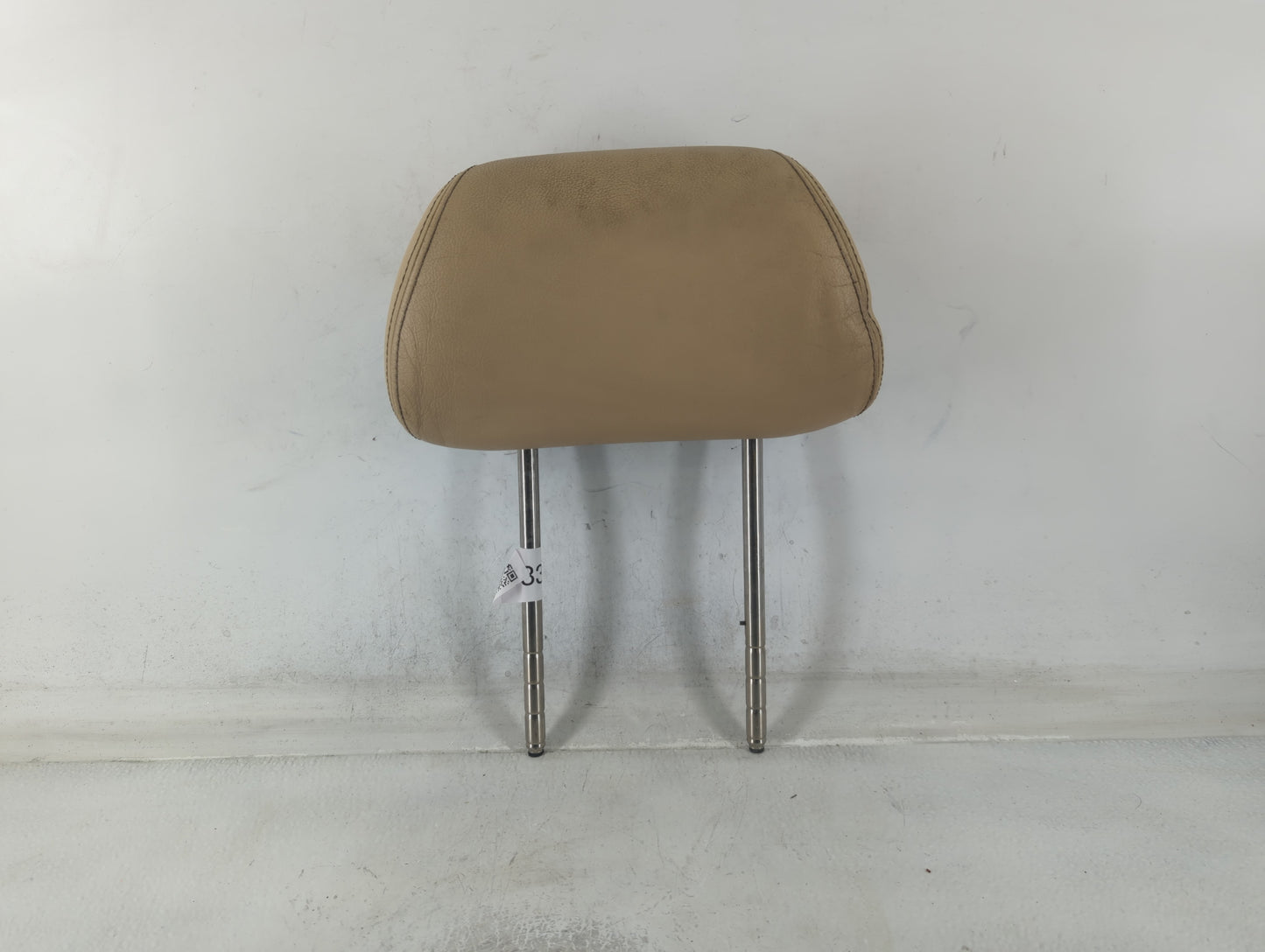 2008 Volkswagen Passat Headrest Head Rest Front Driver Passenger Seat - Oemusedautoparts1.com