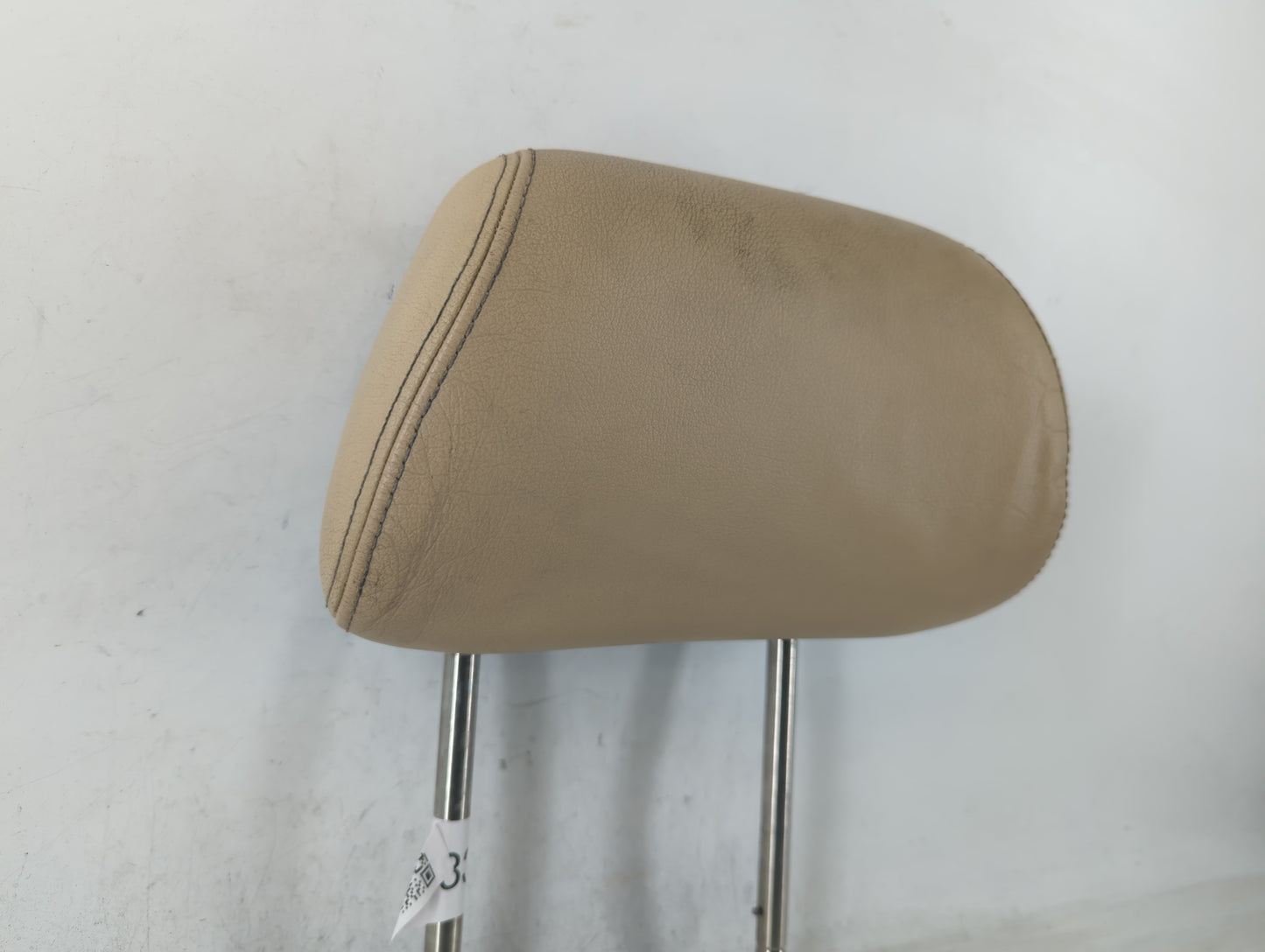 2008 Volkswagen Passat Headrest Head Rest Front Driver Passenger Seat - Oemusedautoparts1.com