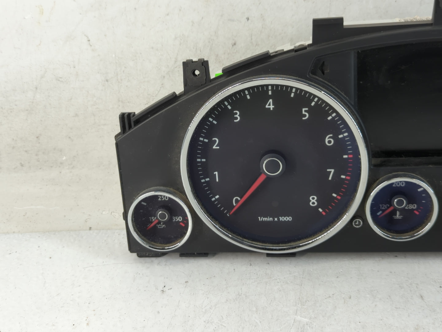 2007-2008 Volkswagen Touareg Instrument Cluster Speedometer Gauges P/N:0263655810 Fits Fits 2007 2008 OEM Used Auto Parts - 