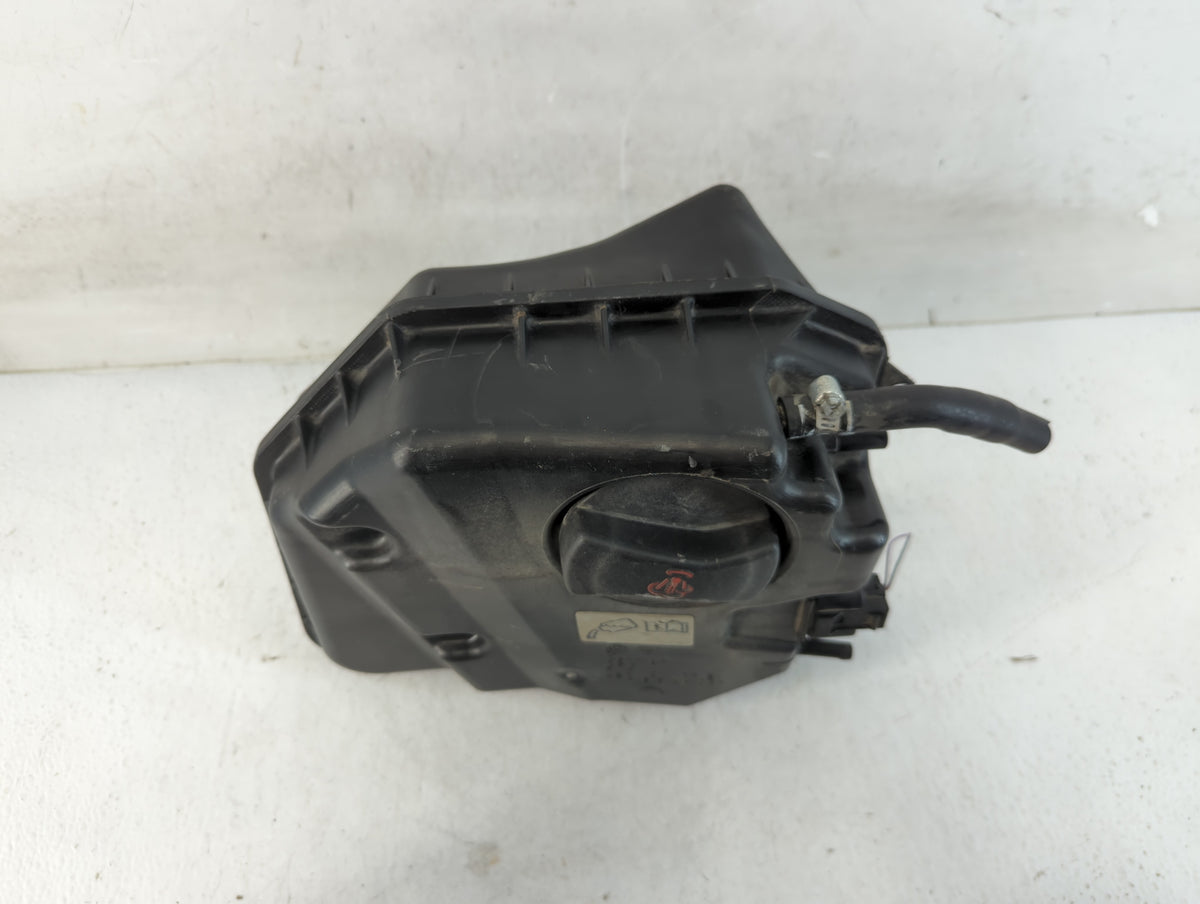 2004 Volkswagen Touareg Radiator Coolant Overflow Expansion Tank Bottle - Oemusedautoparts1.com