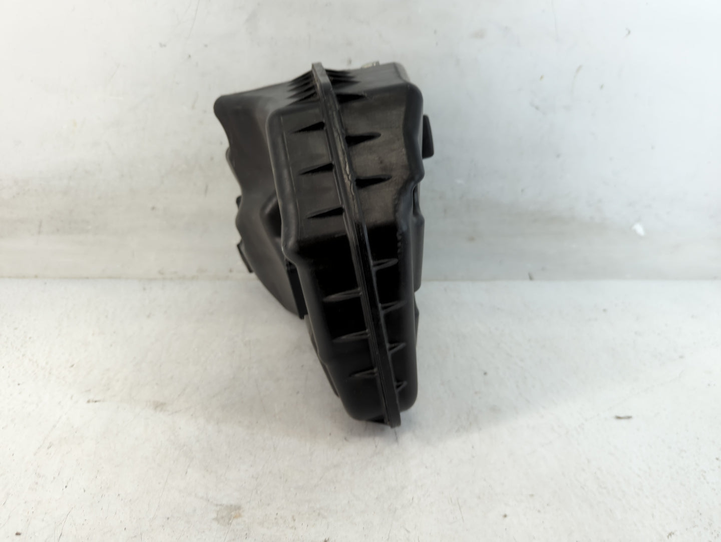 2004 Volkswagen Touareg Radiator Coolant Overflow Expansion Tank Bottle - Oemusedautoparts1.com