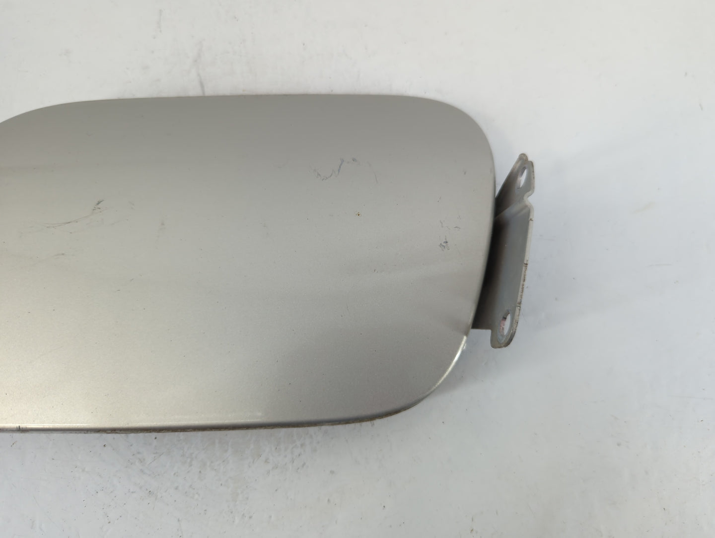2008 Volkswagen Touareg Fuel Tank Door Lid Gas Tank - Oemusedautoparts1.com