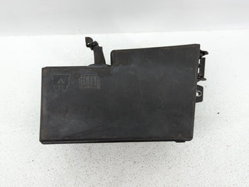 2008-2010 Volvo C30 Fusebox Fuse Box Panel Relay Module P/N:8688040 Fits Fits 2008 2009 2010 OEM Used Auto Parts - Oemusedau