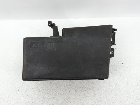 2008-2010 Volvo C30 Fusebox Fuse Box Panel Relay Module P/N:8688040 Fits Fits 2008 2009 2010 OEM Used Auto Parts - Oemusedau