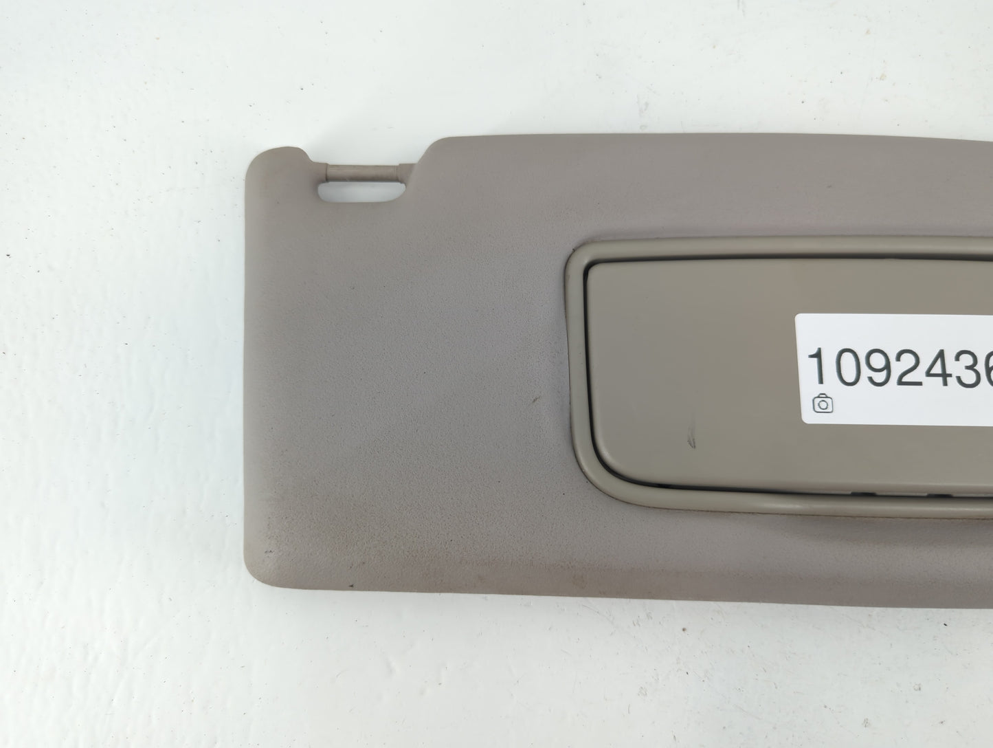2007-2011 Volvo S40 Sun Visor Shade Replacement Passenger Right Mirror Fits Fits 2007 2008 2009 2010 2011 OEM Used Auto Part