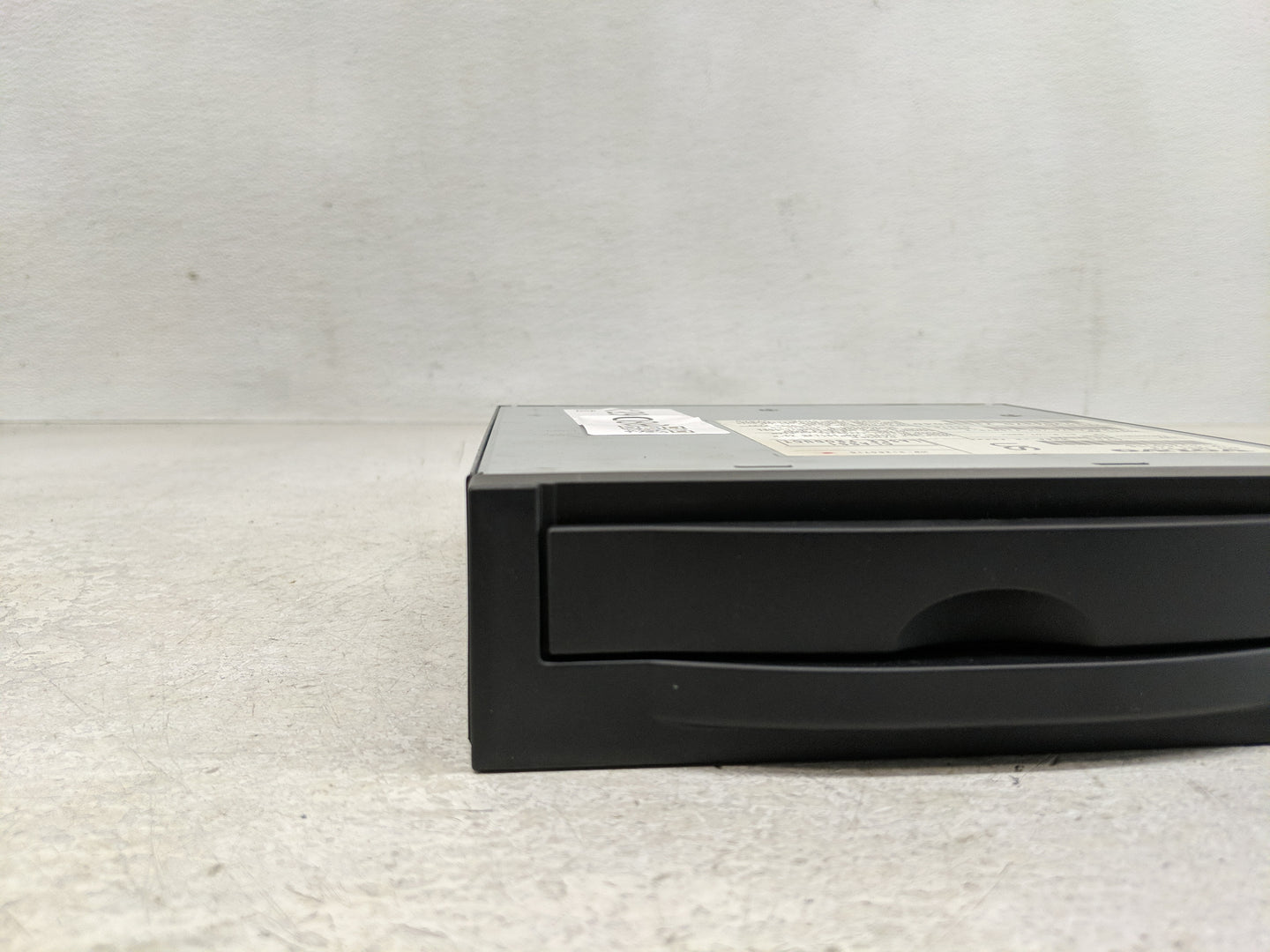 2008-2008 Volvo S40 Information Display Screen - Oemusedautoparts1.com