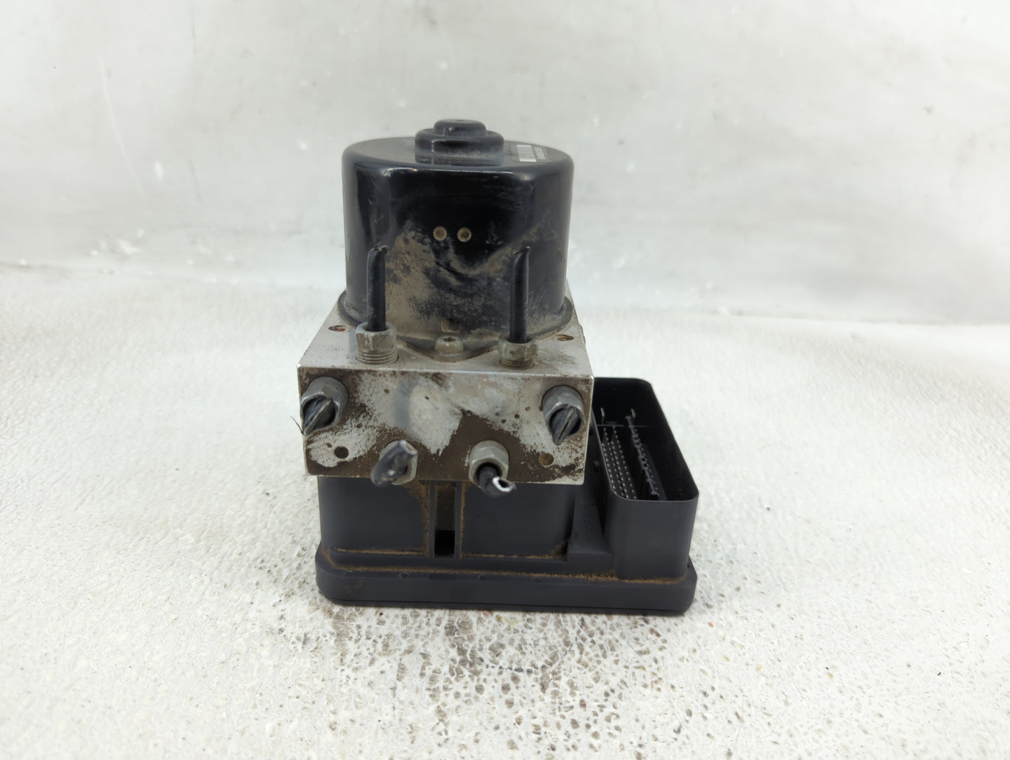 2007-2010 Volvo S40 ABS Pump Control Module Replacement P/N:30794730AA Fits Fits 2007 2008 2009 2010 2011 2012 2013 OEM Used