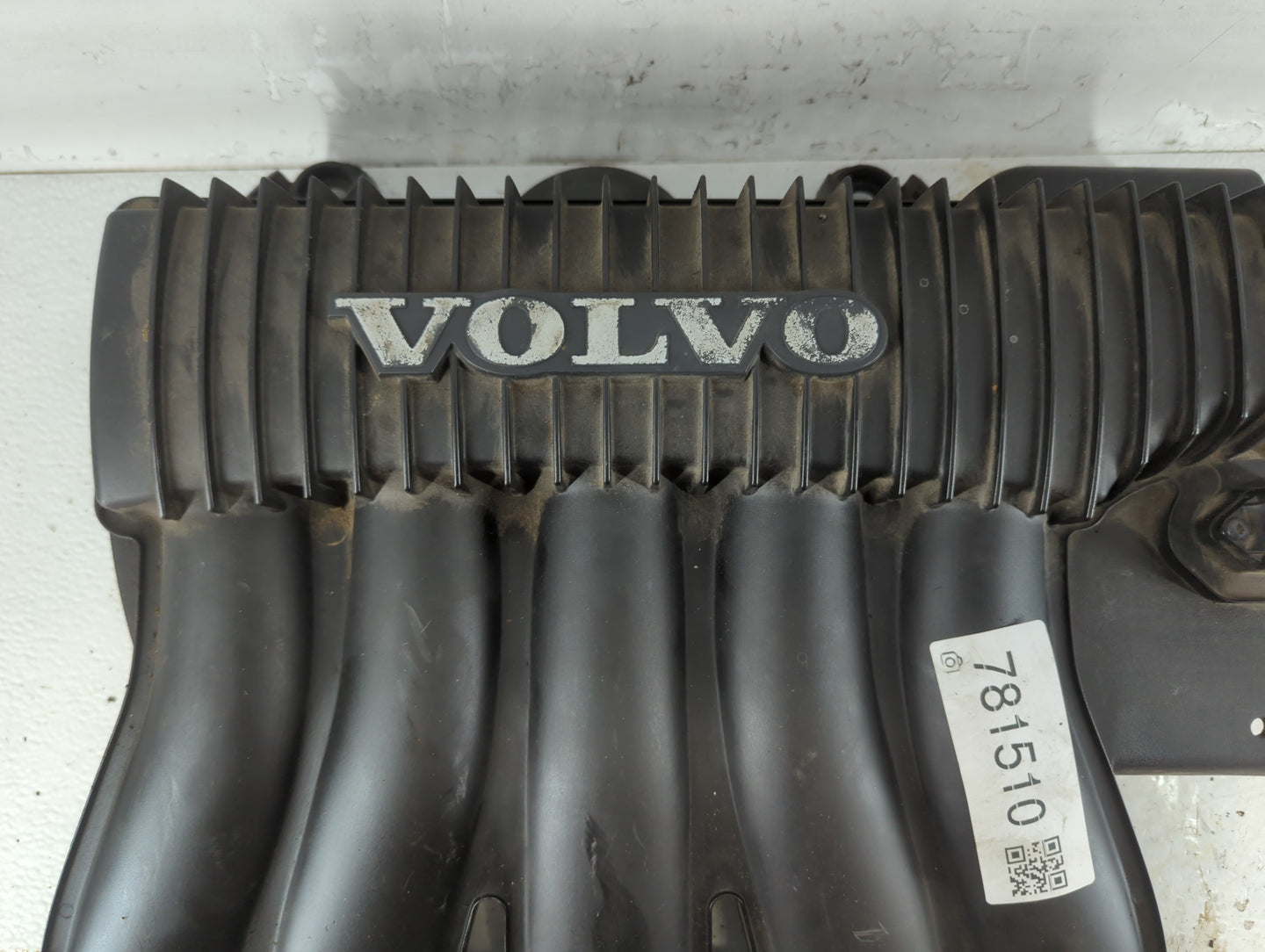 2004-2008 Volvo S40 Air Intake Manifold P/N:30646518 Fits Fits 2004 2005 2006 2007 2008 OEM Used Auto Parts - Oemusedautopar