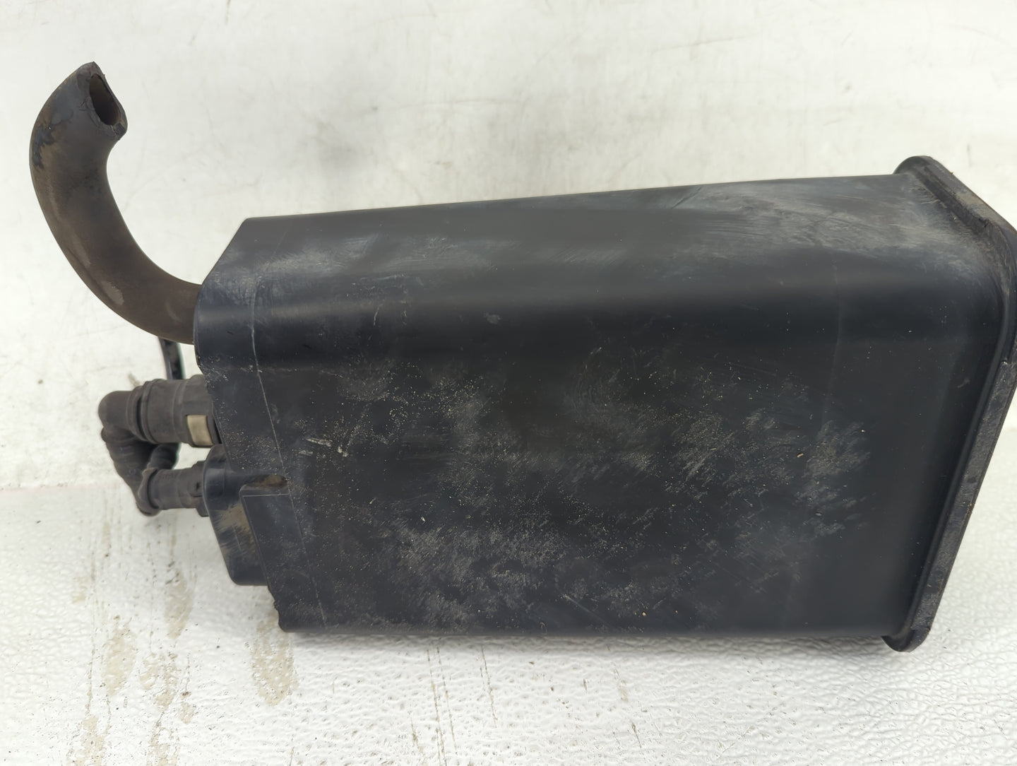 2008 Volvo S80 Fuel Vapor Charcoal Canister - Oemusedautoparts1.com