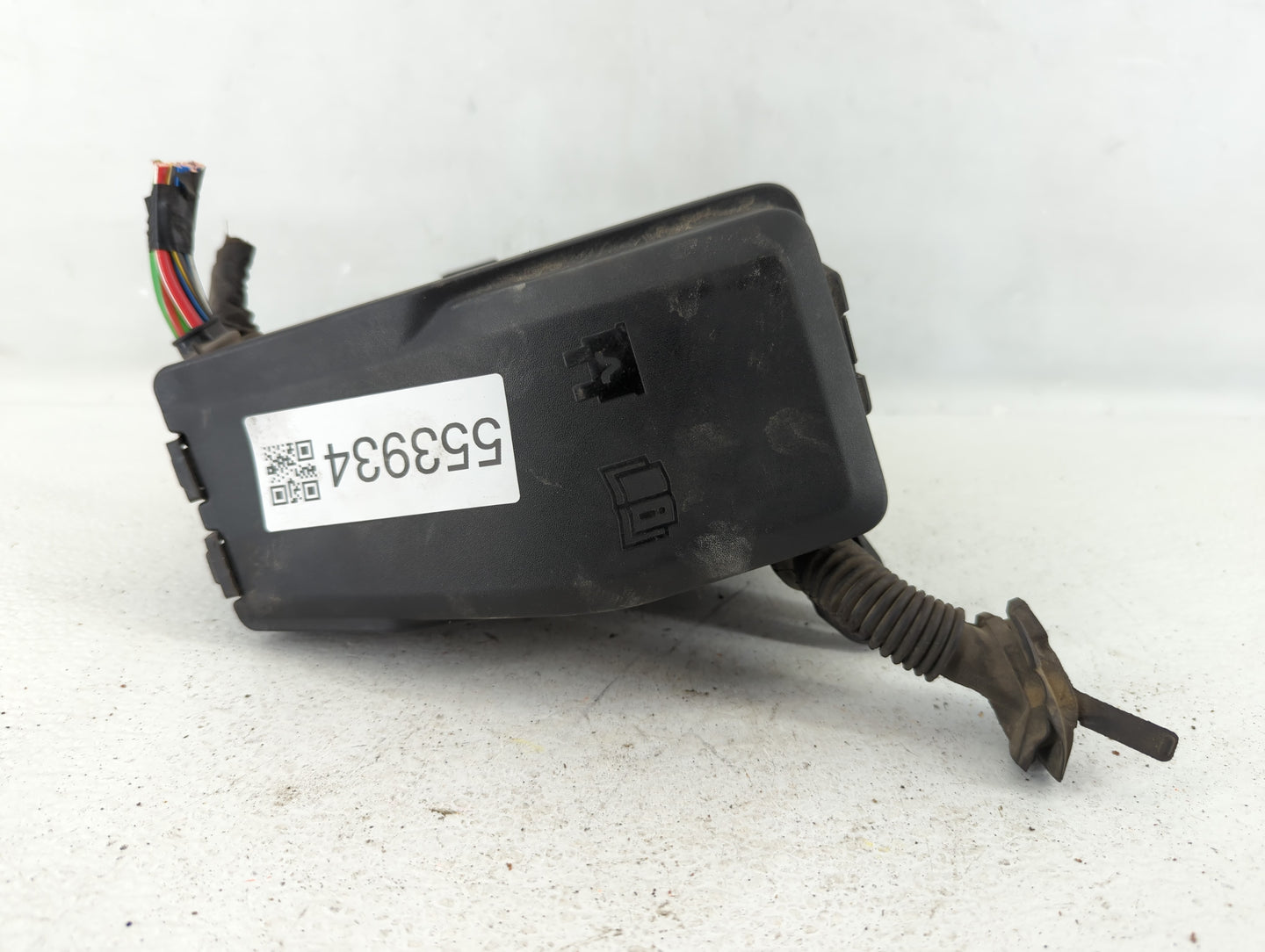 2011-2012 Volvo S80 Fusebox Fuse Box Panel Relay Module P/N:6G9T-14A067-0A Fits Fits 2011 2012 2013 2014 OEM Used Auto Parts