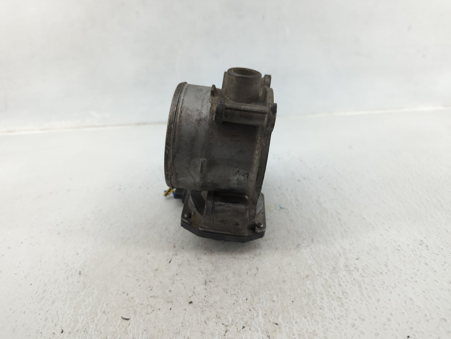 2008-2015 Volvo S80 Throttle Body P/N:7G9N-9F991-AA Fits Fits 2008 2009 2010 2011 2012 2013 2014 2015 2016 OEM Used Auto Par