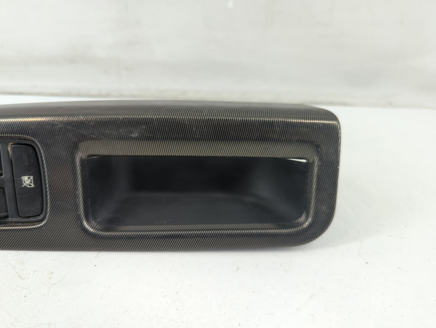 2008 Volvo V40 Master Power Window Switch Replacement Driver Side Left P/N:30773210 Fits Fits 2009 OEM Used Auto Parts - Oem
