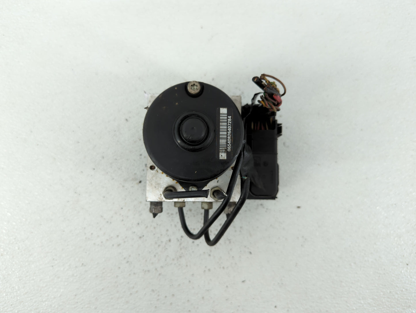 2008 Volvo V40 ABS Pump Control Module Replacement P/N:4N51-2C405-GB Fits Fits 2007 OEM Used Auto Parts - Oemusedautoparts1.