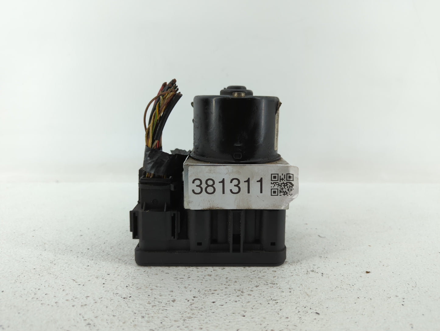 2008 Volvo V40 ABS Pump Control Module Replacement P/N:4N51-2C405-GB Fits Fits 2007 OEM Used Auto Parts - Oemusedautoparts1.