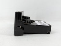 2008 Volvo V40 Radio AM FM Cd Player Receiver Replacement P/N:31268051 30797719, 31268055 Fits Fits 2007 2009 2010 2011 2012