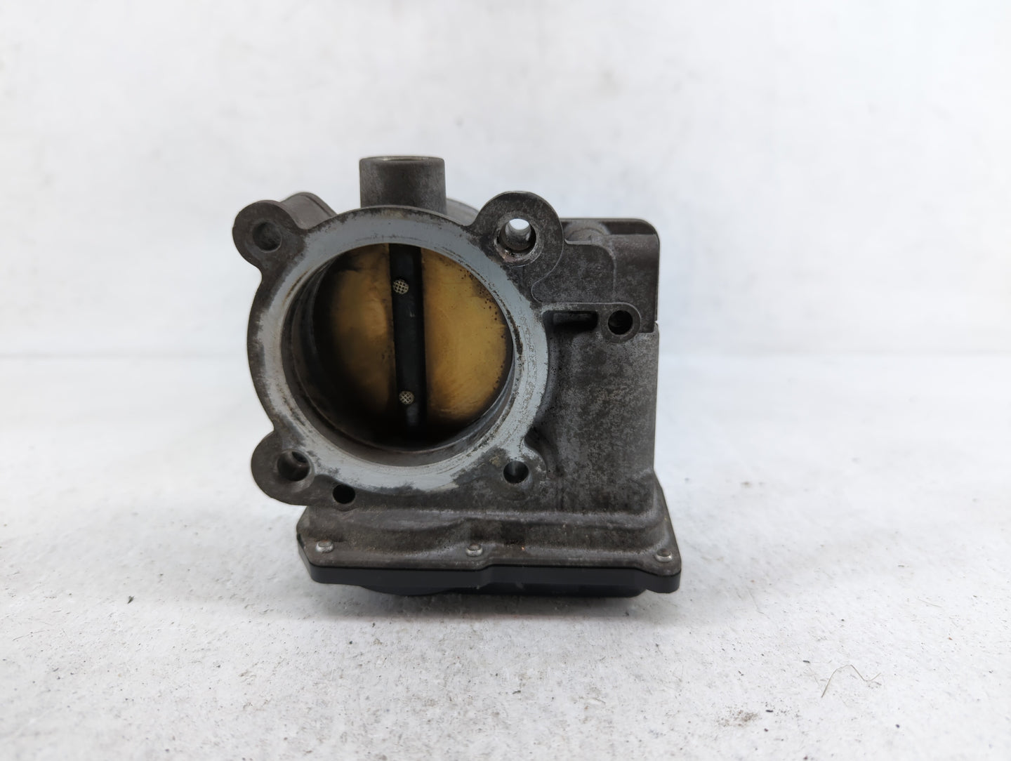 2008 Volvo V40 Throttle Body P/N:11L18 0543 8677694 Fits Fits 2004 2005 2006 2007 2009 2010 OEM Used Auto Parts - Oemusedaut