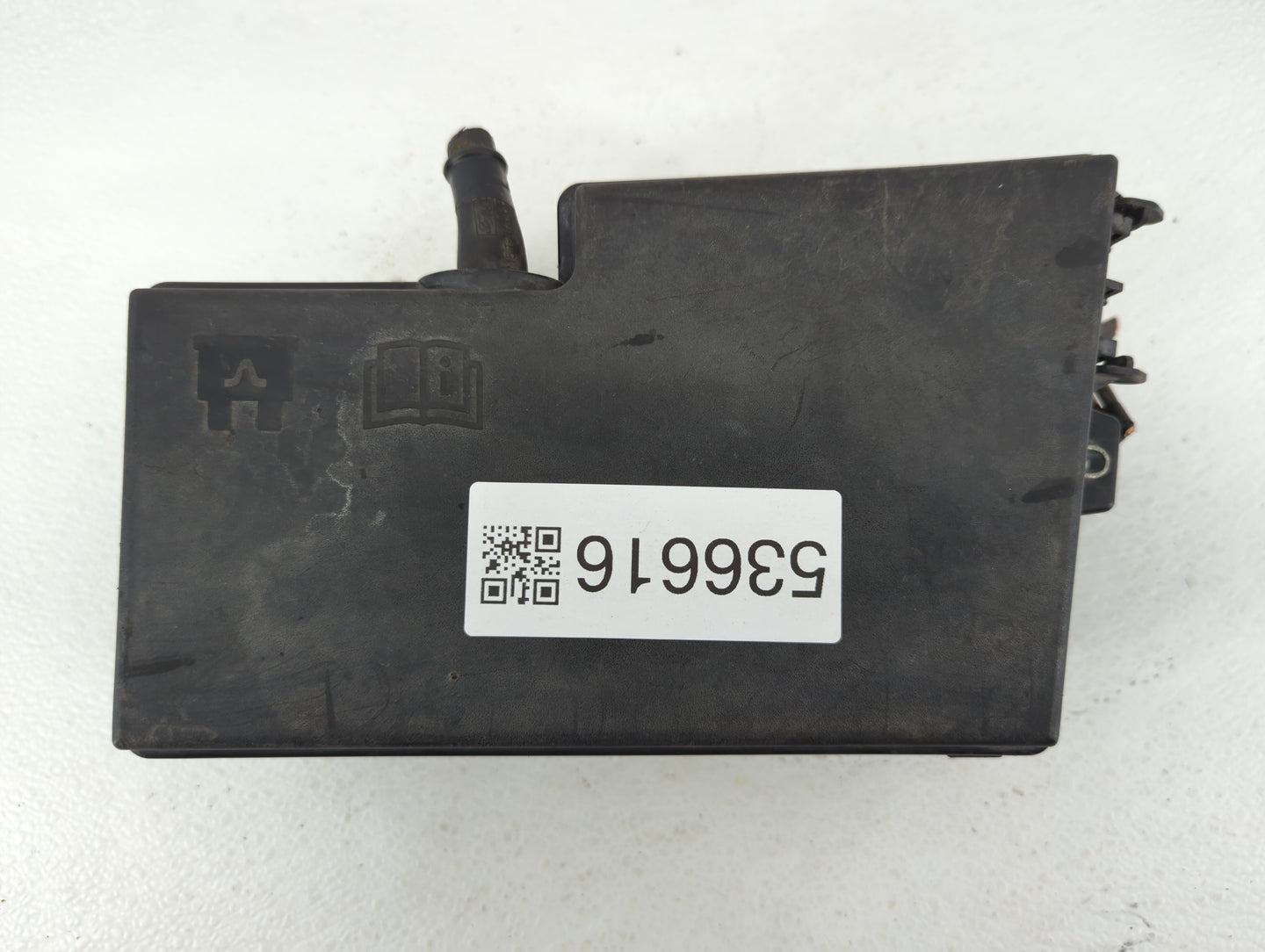 2008 Volvo V40 Fusebox Fuse Box Panel Relay Module P/N:518818000 Fits Fits 2009 2010 OEM Used Auto Parts - Oemusedautoparts1