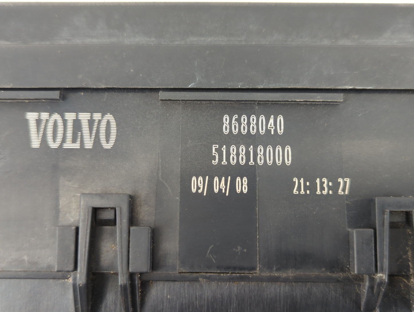 2008 Volvo V40 Fusebox Fuse Box Panel Relay Module P/N:518818000 Fits Fits 2009 2010 OEM Used Auto Parts - Oemusedautoparts1