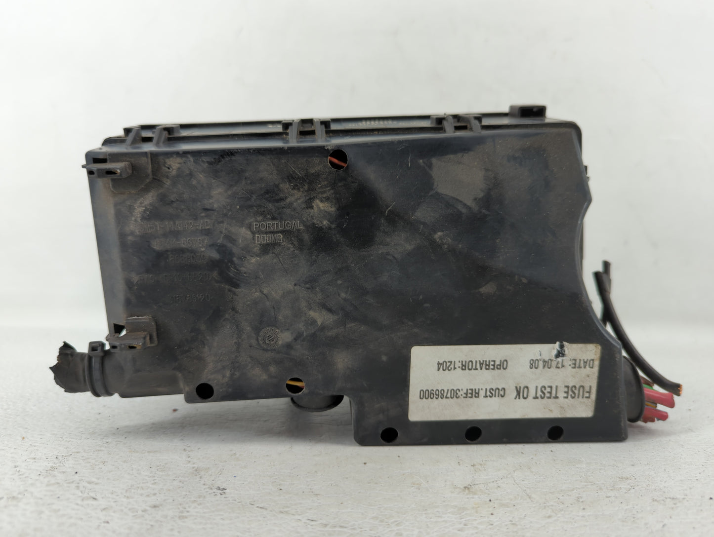 2008 Volvo V40 Fusebox Fuse Box Panel Relay Module P/N:518818000 Fits Fits 2009 2010 OEM Used Auto Parts - Oemusedautoparts1