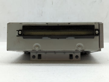 2008 Volvo V40 Radio AM FM Cd Player Receiver Replacement P/N:31260527 Fits Fits 2007 2009 2010 OEM Used Auto Parts - Oemuse