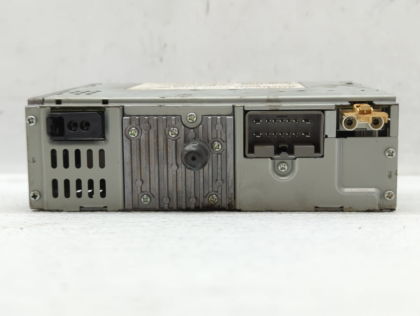 2008 Volvo V40 Radio AM FM Cd Player Receiver Replacement P/N:31260527 Fits Fits 2007 2009 2010 OEM Used Auto Parts - Oemuse