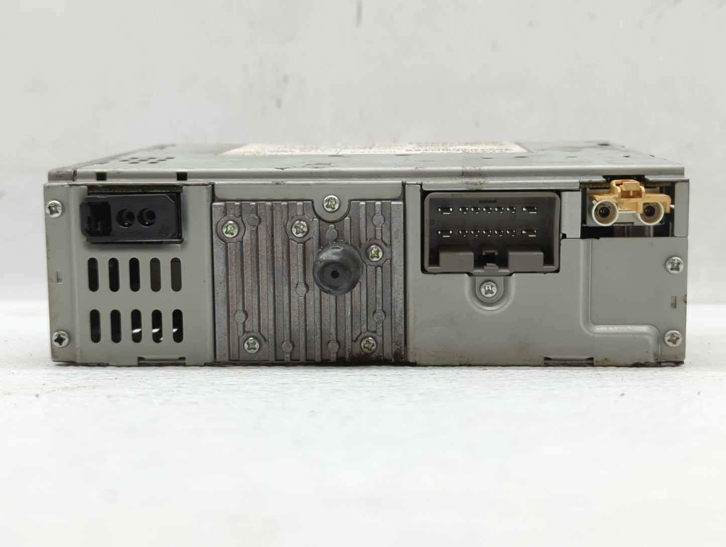 2008 Volvo V40 Radio AM FM Cd Player Receiver Replacement P/N:31260527 Fits Fits 2007 2009 2010 OEM Used Auto Parts - Oemuse