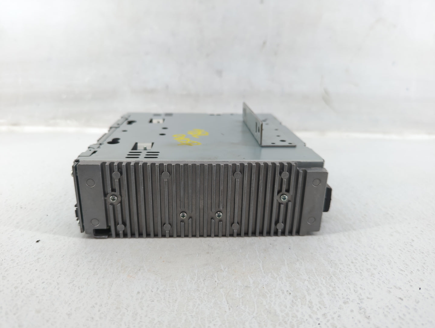 2008 Volvo V40 Radio AM FM Cd Player Receiver Replacement P/N:31260527 Fits Fits 2007 2009 2010 OEM Used Auto Parts - Oemuse