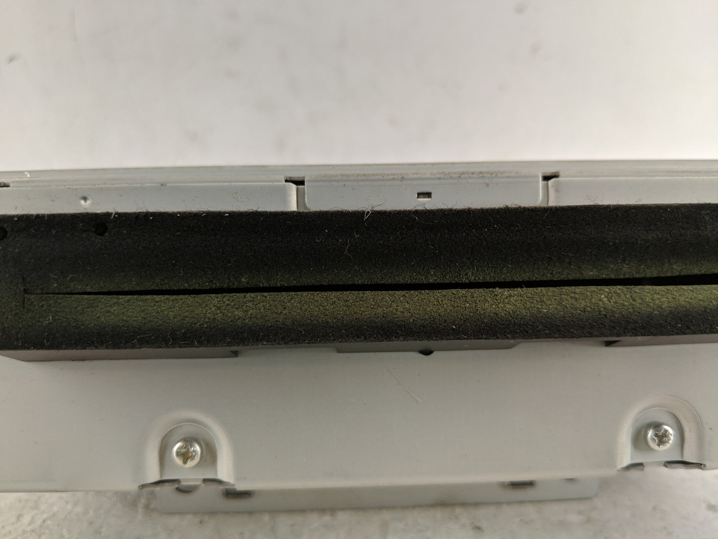 2007-2009 Volvo V50 Radio AM FM Cd Player Receiver Replacement P/N:96170-B2090CA Fits Fits 2007 2008 2009 2010 OEM Used Auto