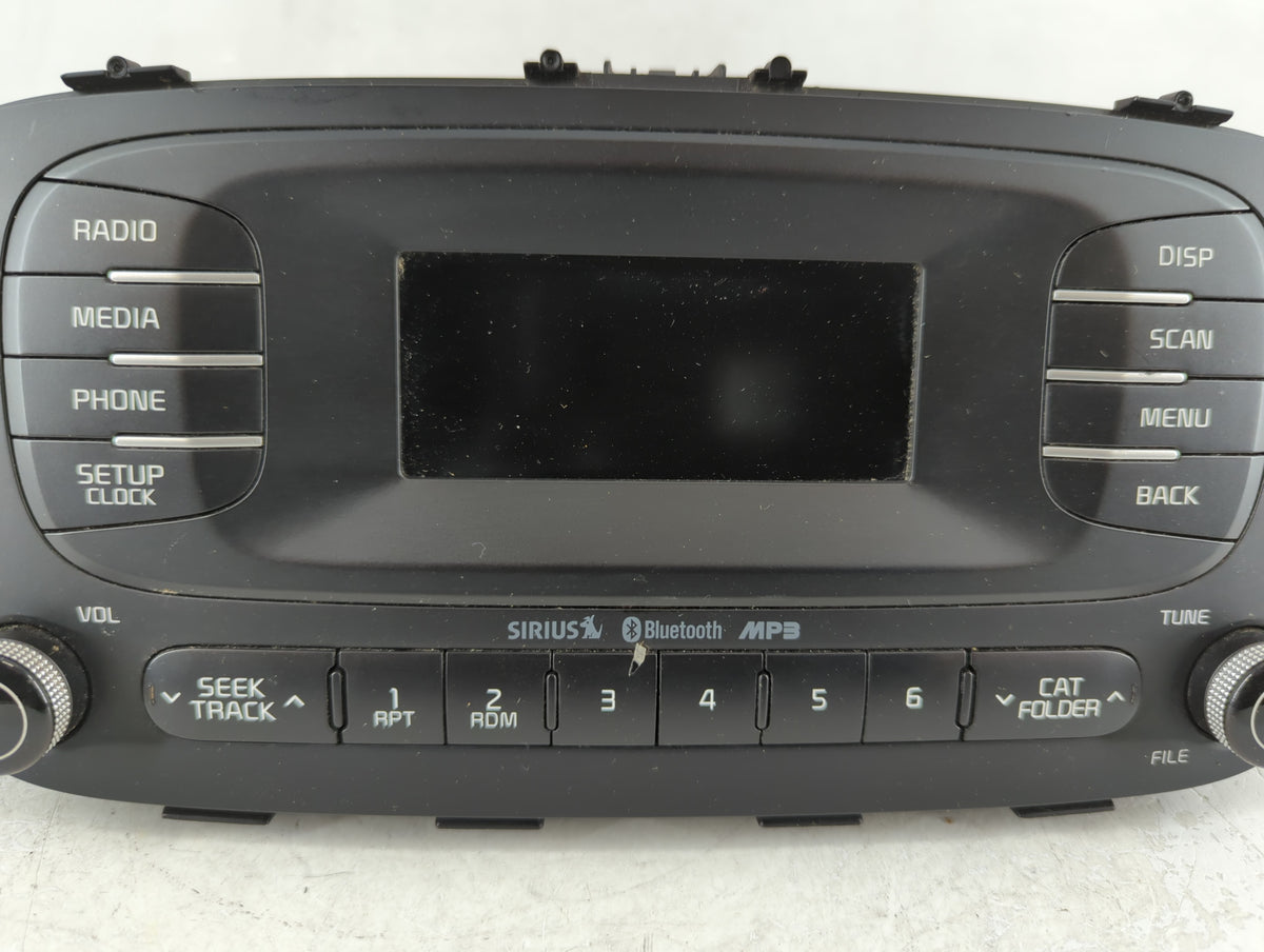 2007-2009 Volvo V50 Am Fm Cd Player Radio Receiver 738009 - Oemusedautoparts1.com