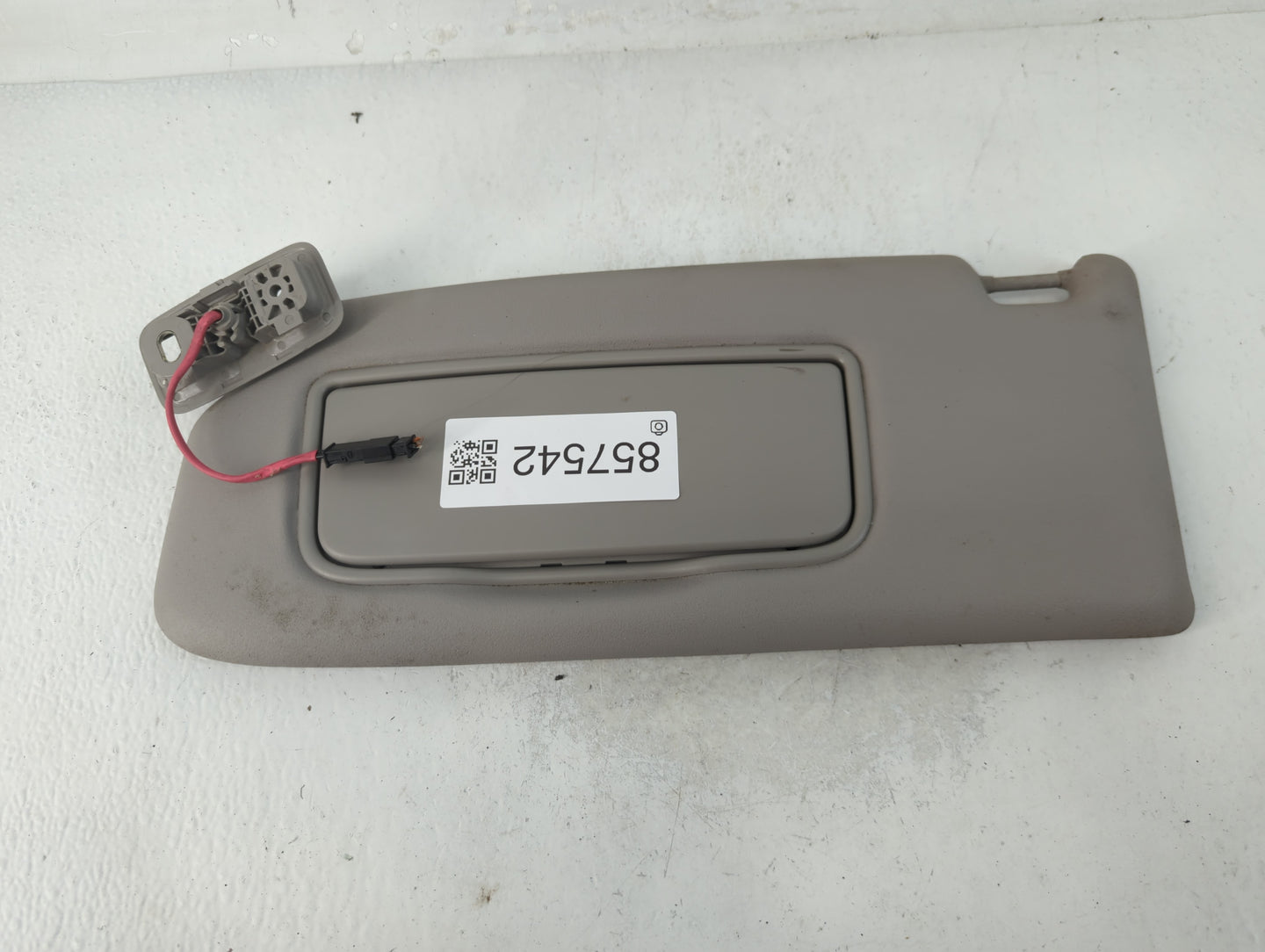 2008 Volvo V50 Sun Visor Shade Replacement Driver Left Mirror Fits OEM Used Auto Parts - Oemusedautoparts1.com
