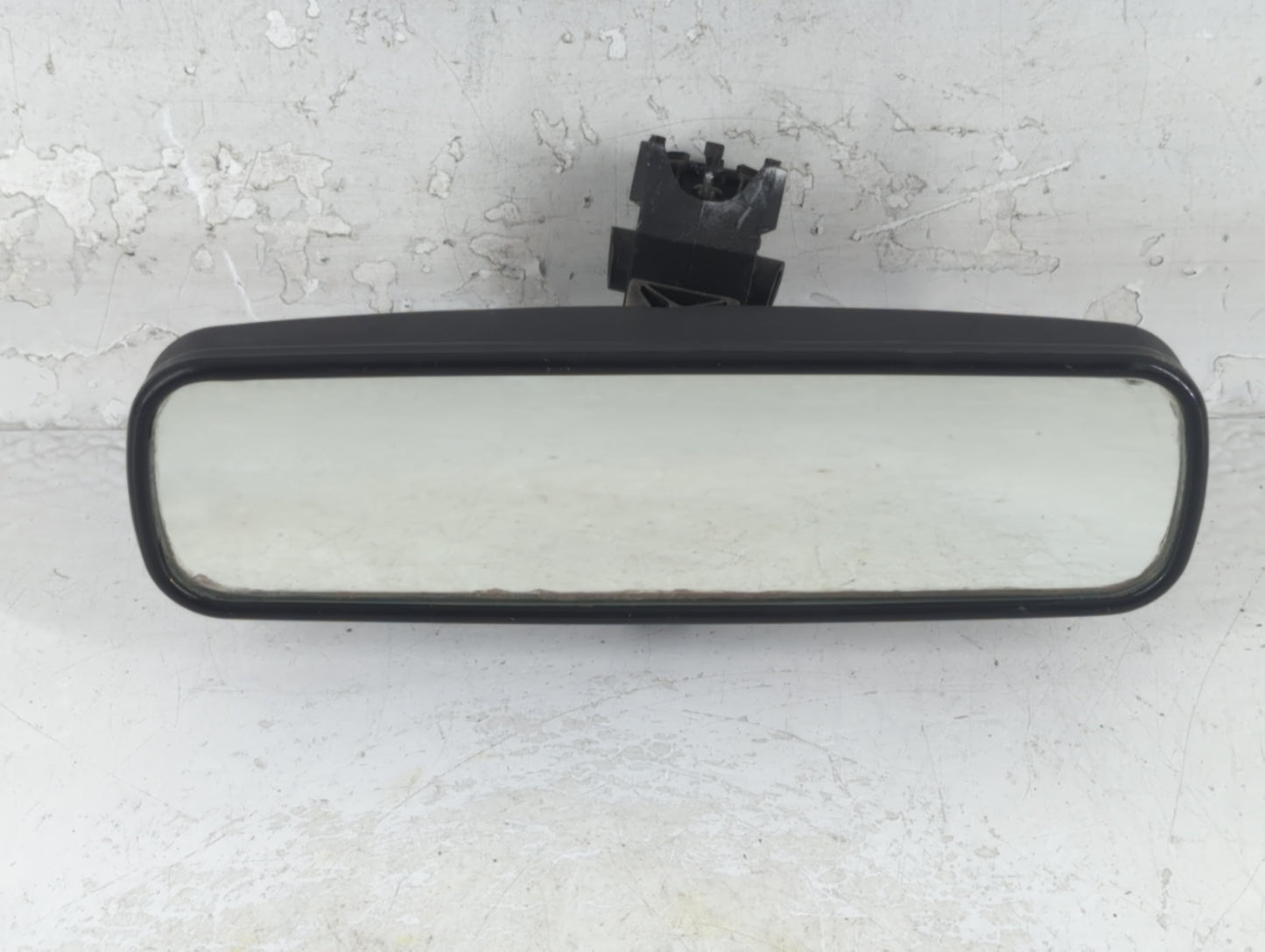 2008 Volvo V50 Interior Rear View Mirror Replacement OEM P/N:E11 015478 Fits OEM Used Auto Parts - Oemusedautoparts1.com
