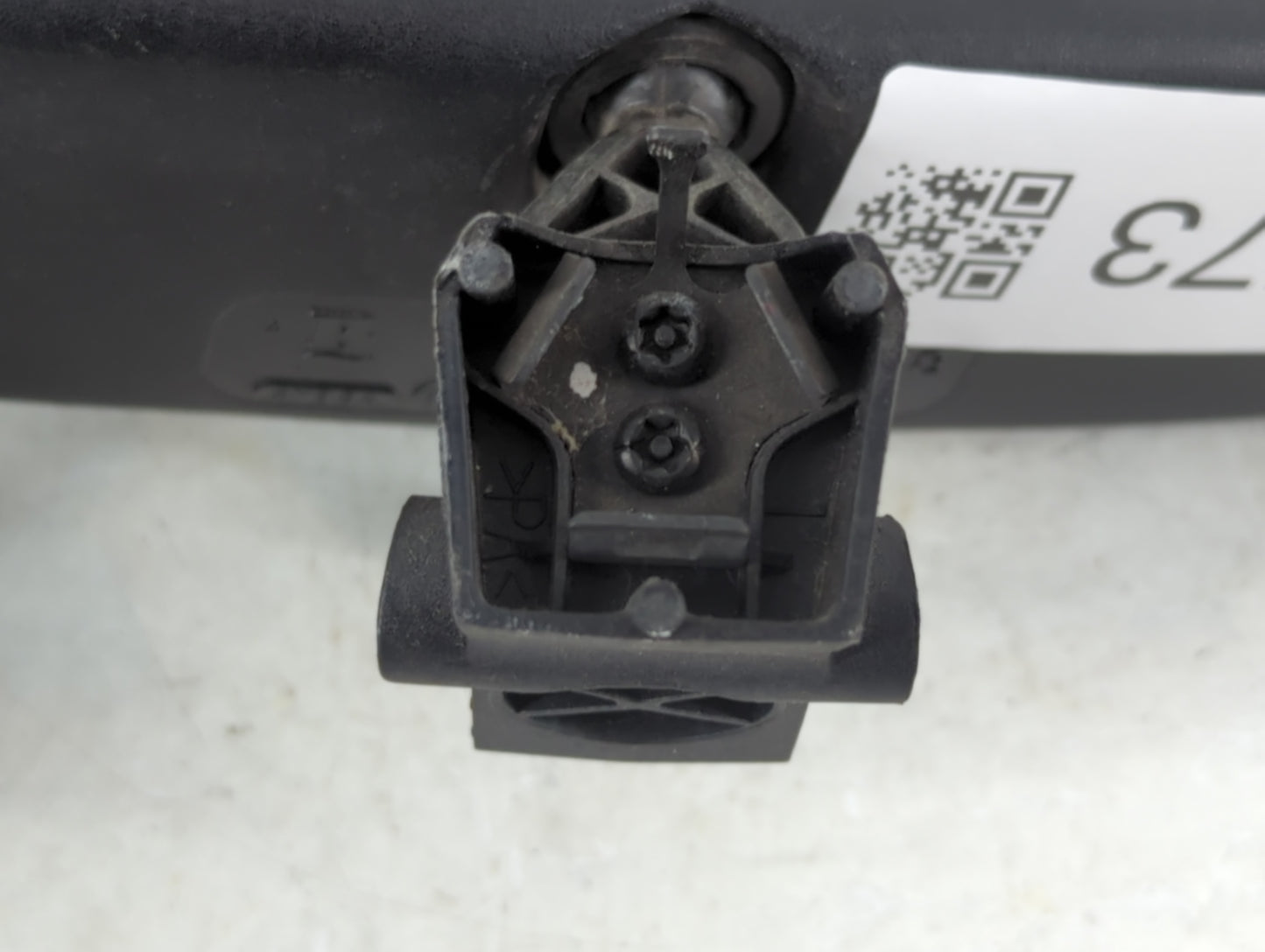 2008 Volvo V50 Interior Rear View Mirror Replacement OEM P/N:E11 015478 Fits OEM Used Auto Parts - Oemusedautoparts1.com