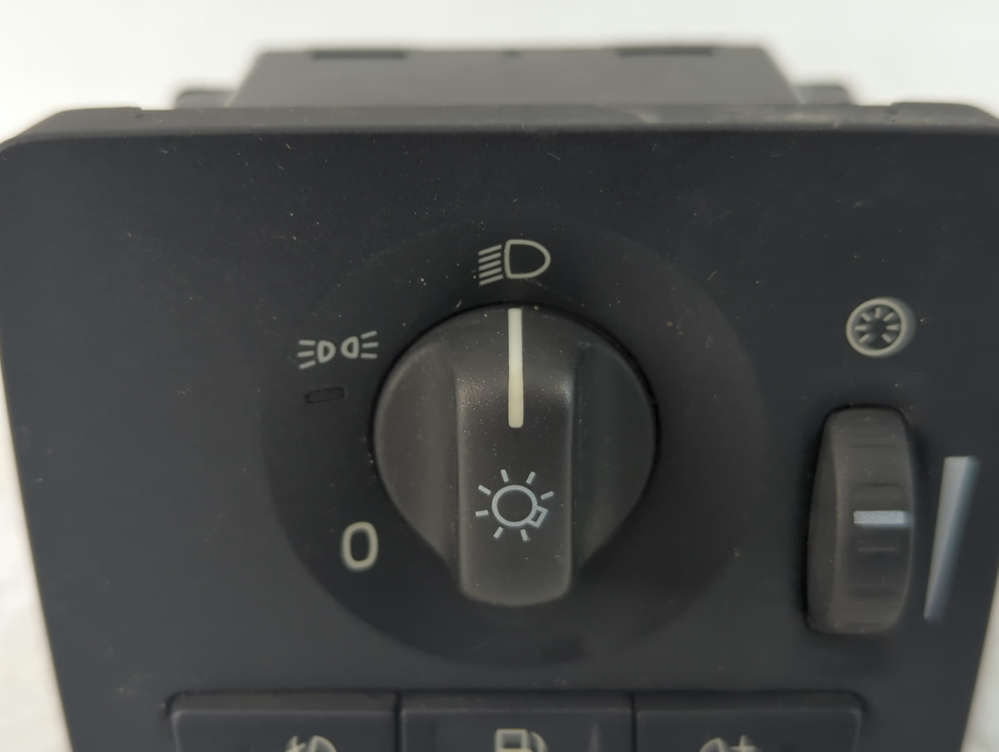 2008 Volvo V50 Headlight Head Light Switch Lamp Control - Oemusedautoparts1.com