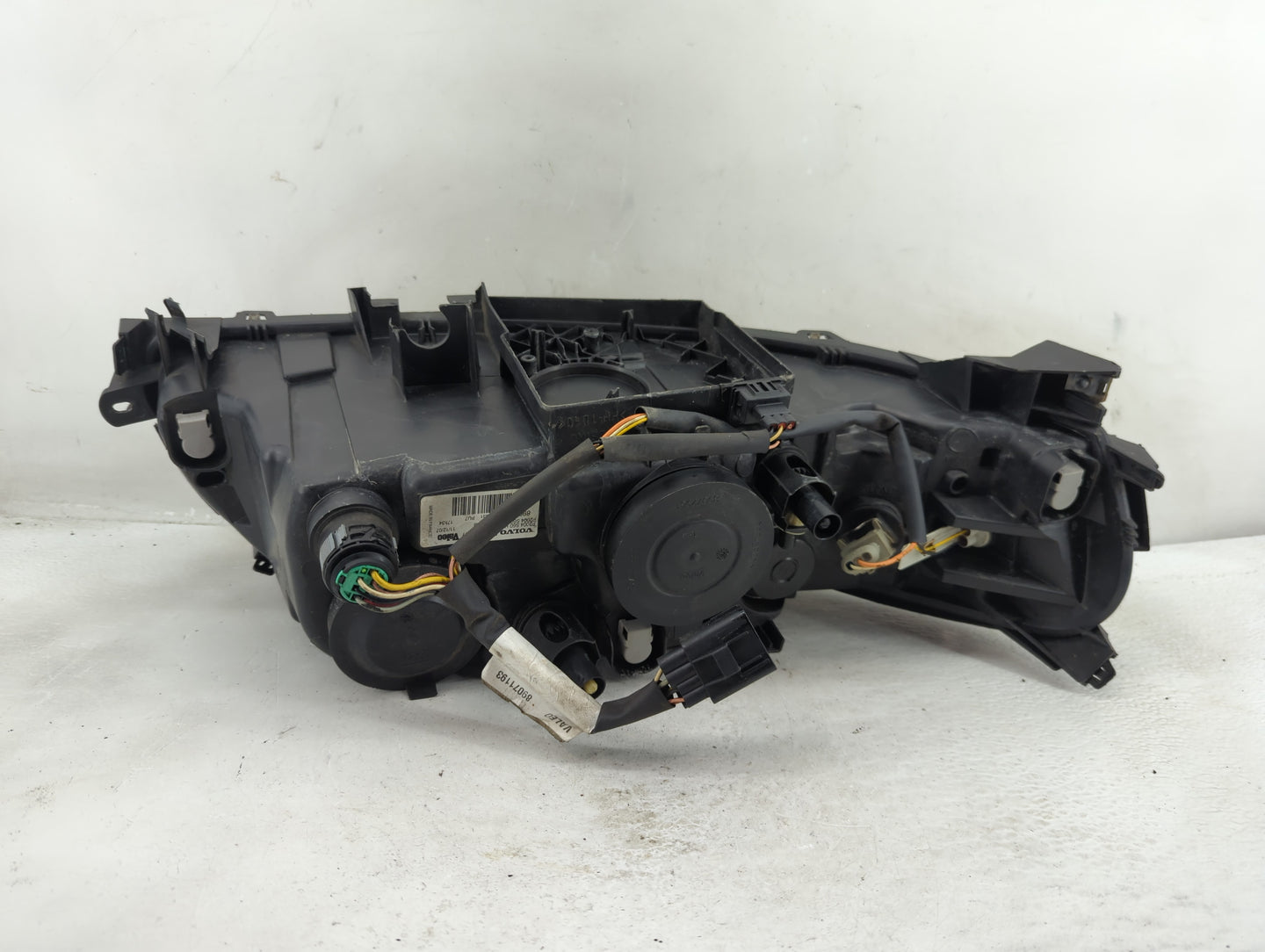 Volvo V60 Driver Left Oem Head Light Headlight Lamp - Oemusedautoparts1.com