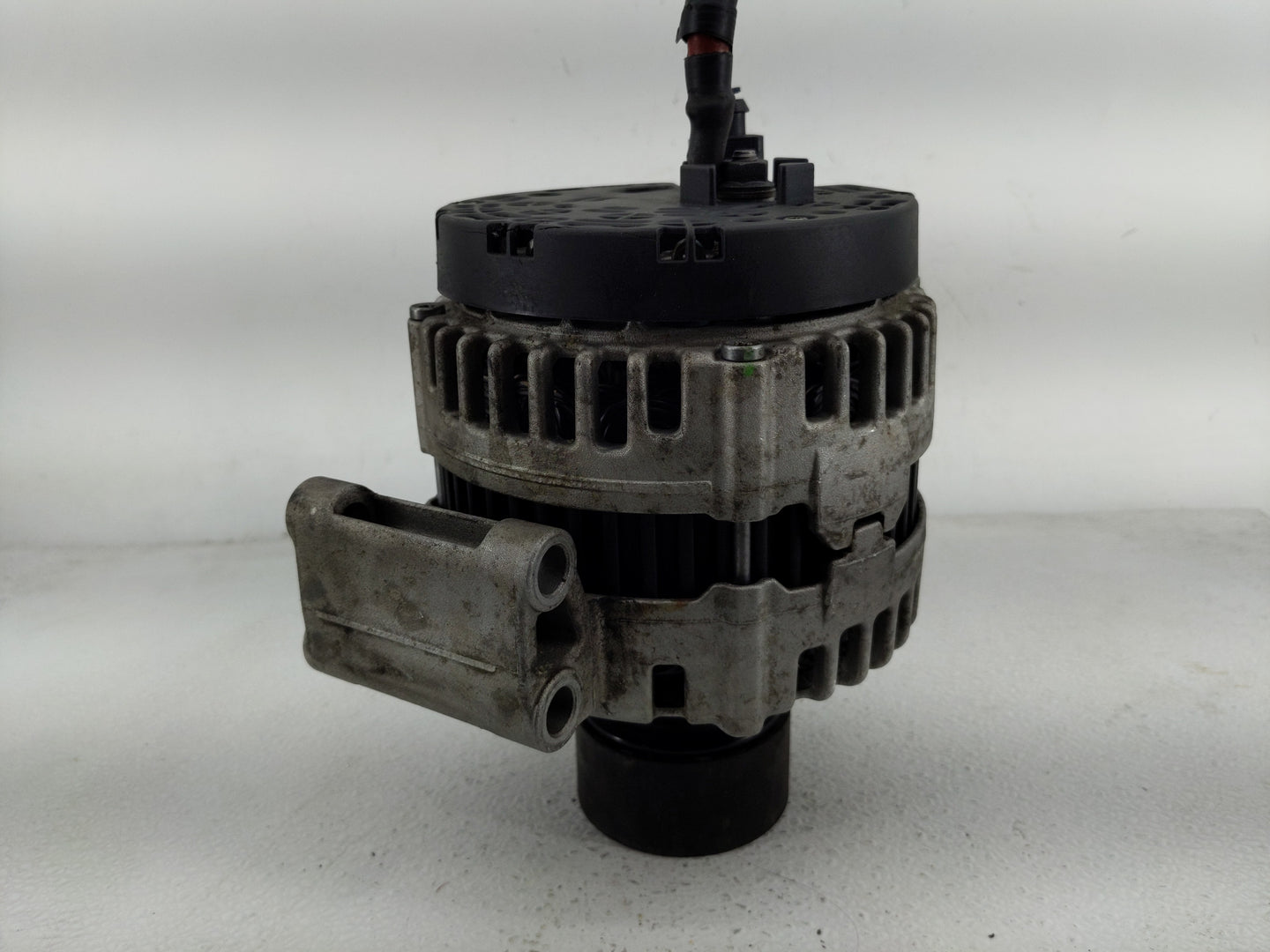 2008-2010 Volvo V70 Alternator Replacement Generator Charging Assembly Engine OEM P/N:6G9N-10300-MA Fits OEM Used Auto Parts