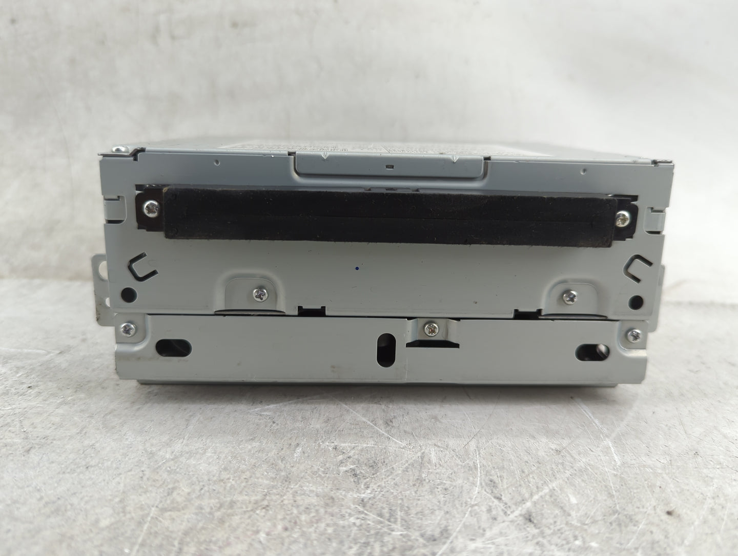 2008-2010 Volvo V70 Radio AM FM Cd Player Receiver Replacement Fits Fits 2007 2008 2009 2010 OEM Used Auto Parts - Oemusedau