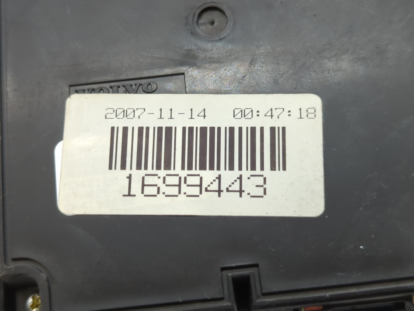 2008 Volvo V70 Information Display Screen - Oemusedautoparts1.com