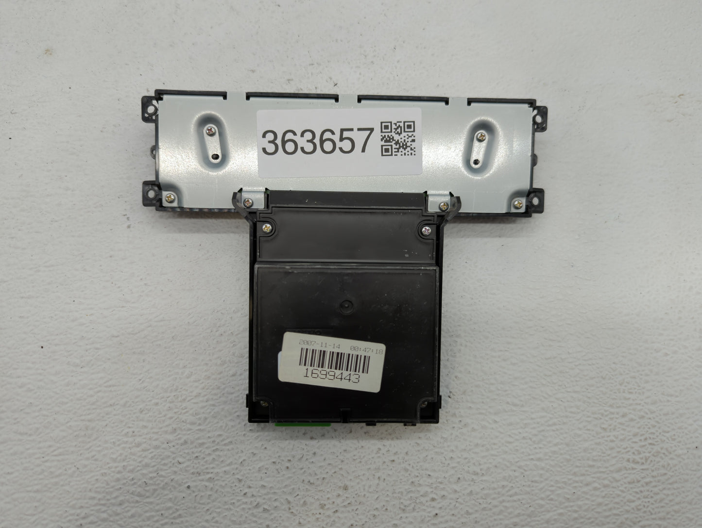 2008 Volvo V70 Information Display Screen - Oemusedautoparts1.com