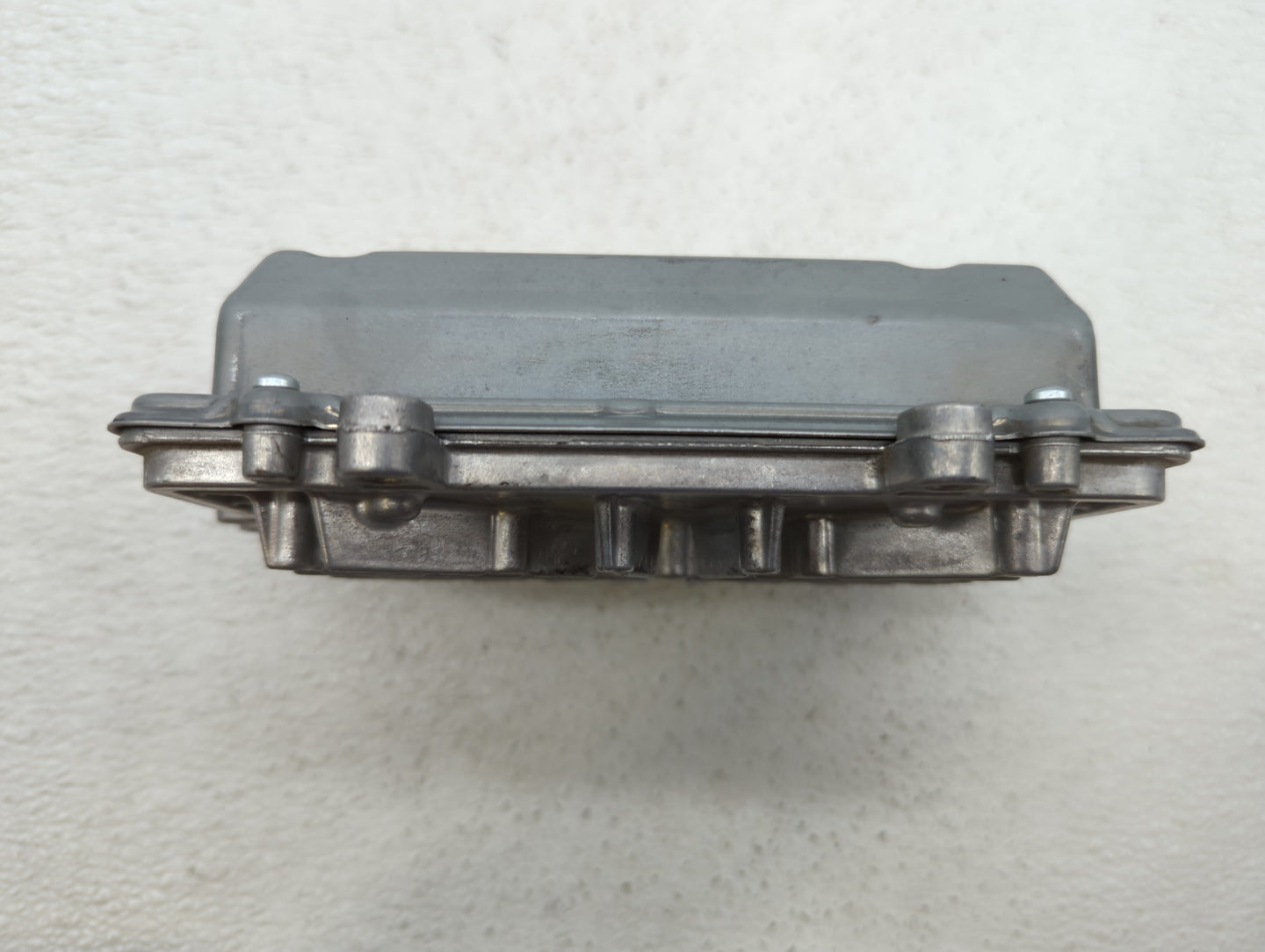 2008 Volvo V70 PCM Engine Control Computer ECU ECM PCU OEM P/N:279700-9300 0 261 209 038 Fits OEM Used Auto Parts - Oemuseda
