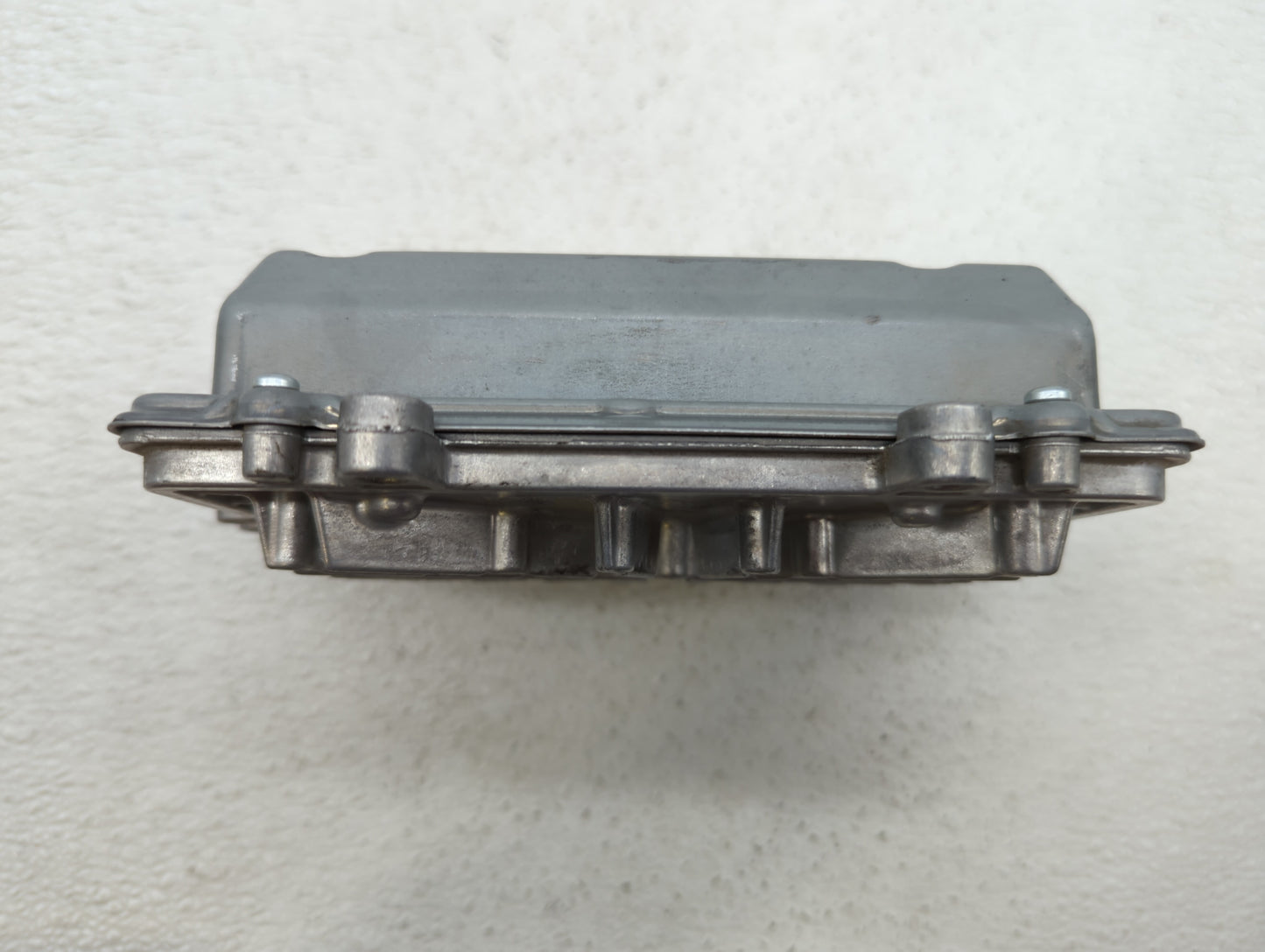 2008 Volvo V70 PCM Engine Control Computer ECU ECM PCU OEM P/N:279700-9300 0 261 209 038 Fits OEM Used Auto Parts - Oemuseda