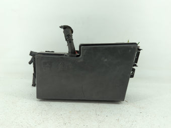 compare product 2005-2009 Volvo V70 Fusebox Fuse Box Panel Relay Module P/N:6G9T-14A067-CA 6G9T-14A076-LB Fits Fits 2005 2006 2007 2008 2009 OEM Used Auto Parts