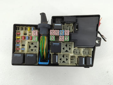 2009-2010 Volvo V70 Fusebox Fuse Box Panel Relay Module P/N:518818000 30728348 Fits Fits 2008 2009 2010 OEM Used Auto Parts