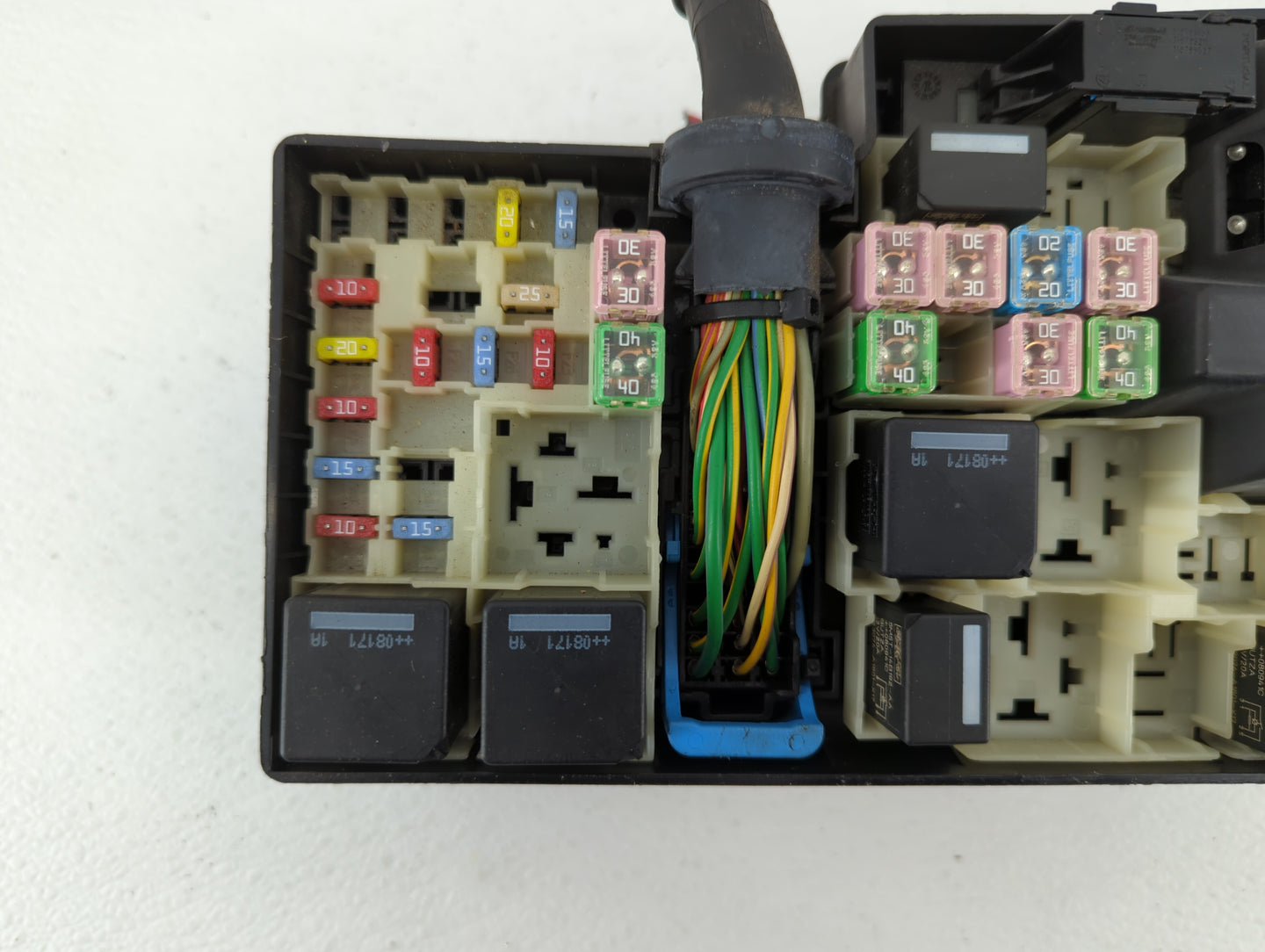 2009-2010 Volvo V70 Fusebox Fuse Box Panel Relay Module P/N:518818000 30728348 Fits Fits 2008 2009 2010 OEM Used Auto Parts 