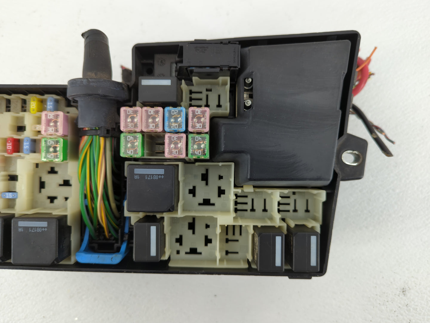 2009-2010 Volvo V70 Fusebox Fuse Box Panel Relay Module P/N:518818000 30728348 Fits Fits 2008 2009 2010 OEM Used Auto Parts 